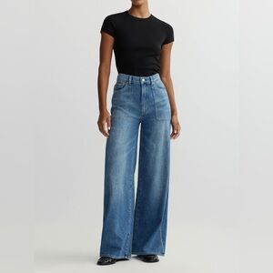 BNWT Hepburn Wide Leg High Rise Jeans COLOUR: Meadow Lake size 25” inseam 32”